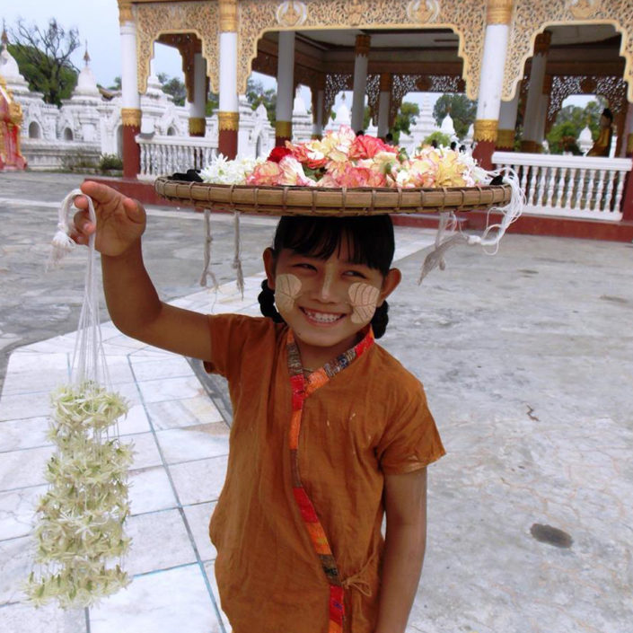 Myanmar Thanaka Girl Myanmar Thanaka Girl